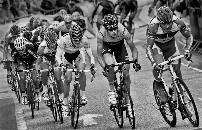 The Peloton Powers Up the Hill.jpg